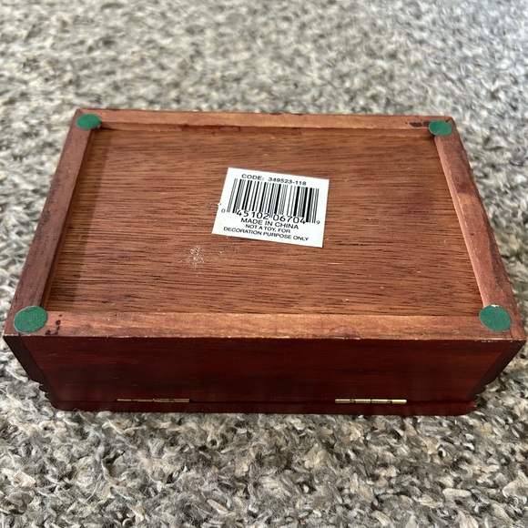 Small Jewelry Box - Picture 3 of 3
